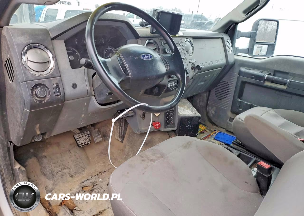 2011 Ford F750 Super Duty Utility - Service Truck VIN:3FRXF7FK4BV091477 - 8