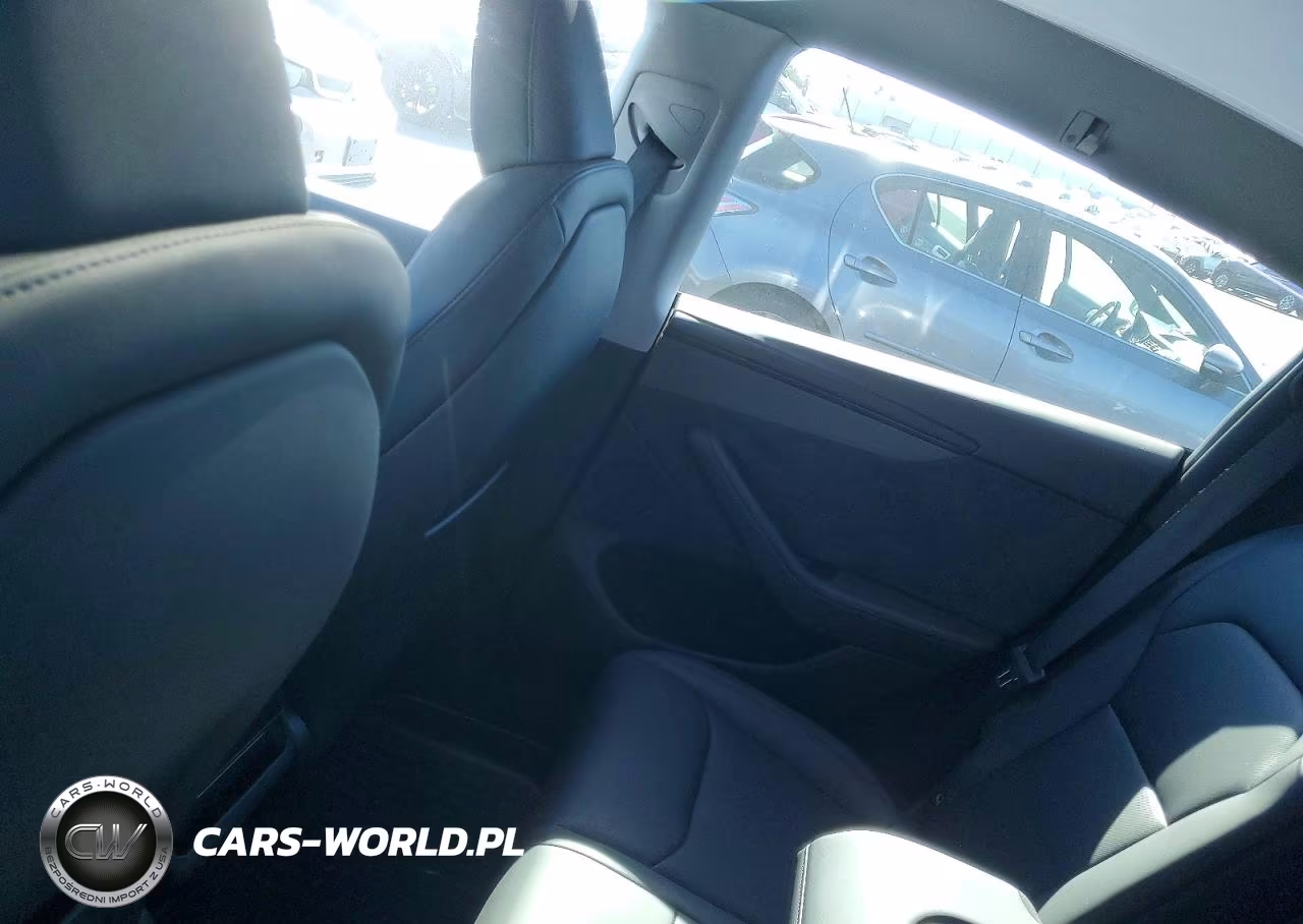 2026 Tesla Model Y VIN:7SAYGDED8TF550444 - 8