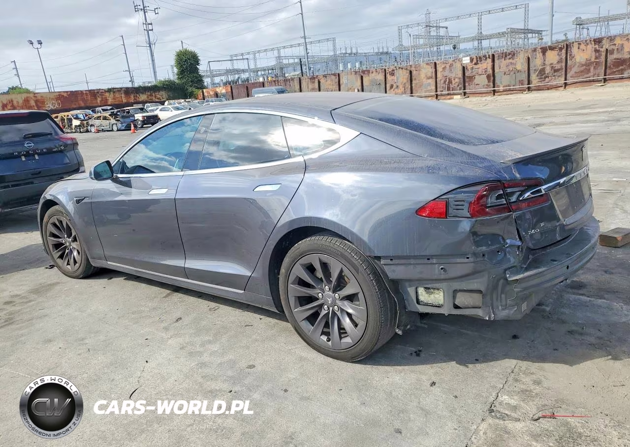 2017 Tesla Model S VIN:5YJSA1E26HF219371 - 2