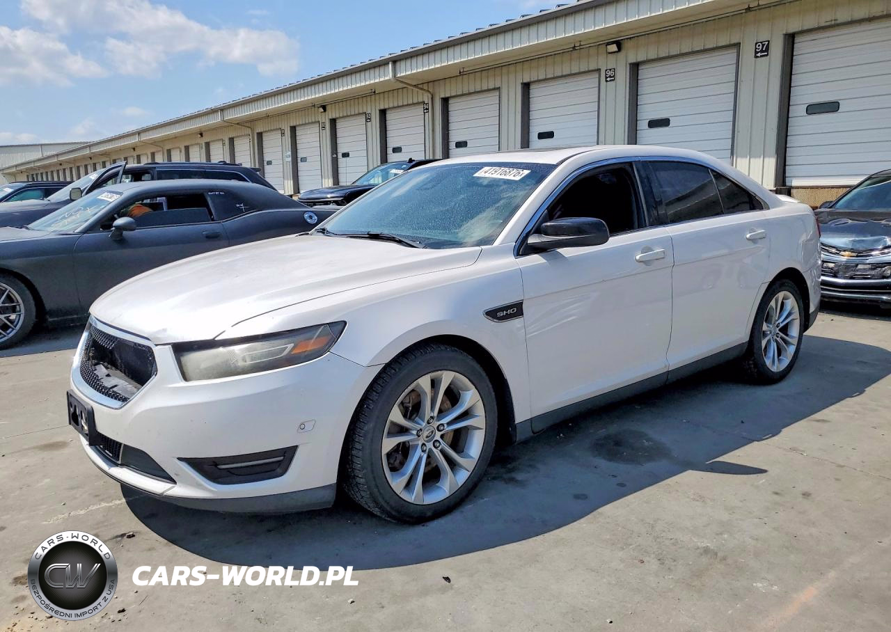 2013 Ford Taurus Sho
