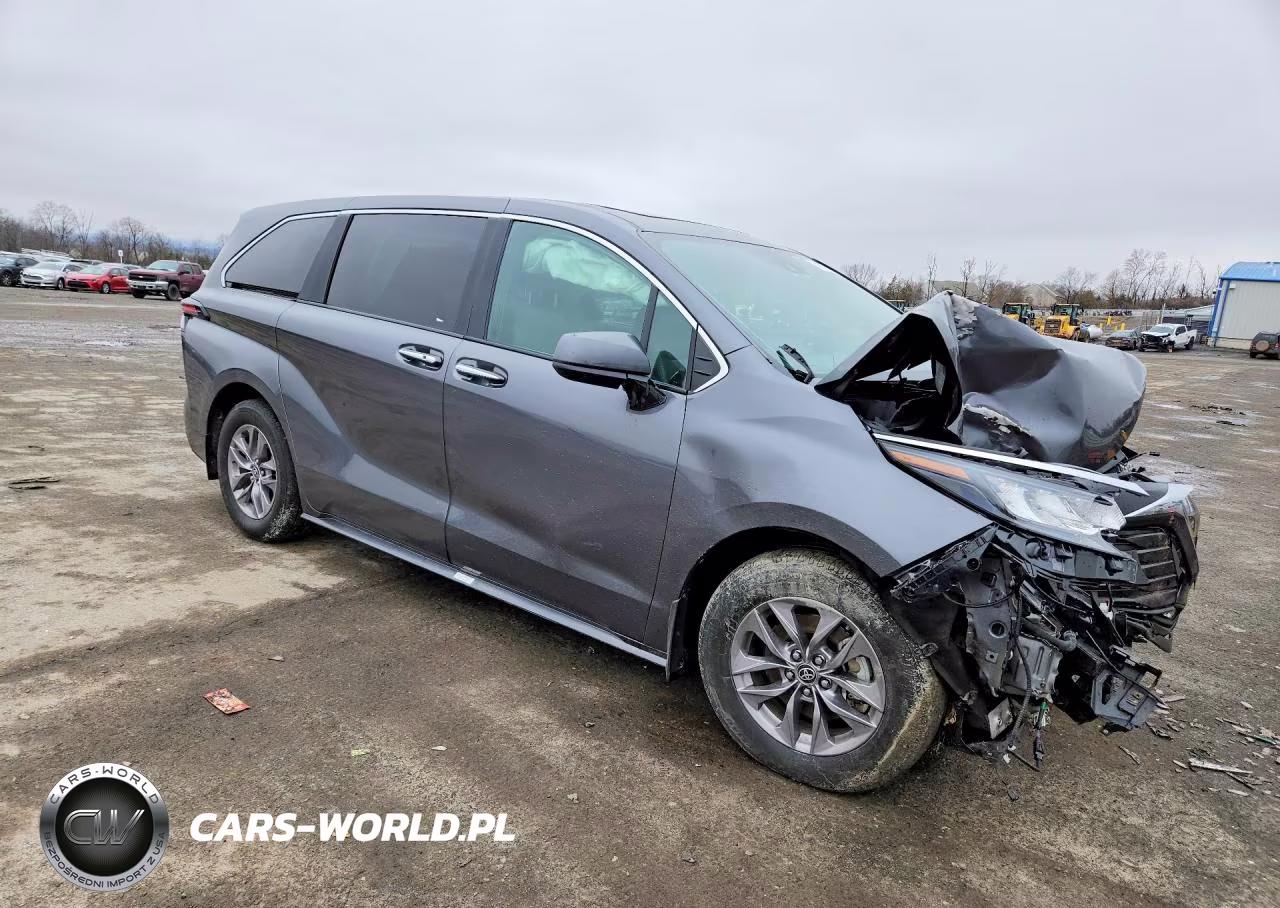 2025 Toyota Sienna Xle 7-Passenger VIN:5TDYSKFC4SS181260 - 4