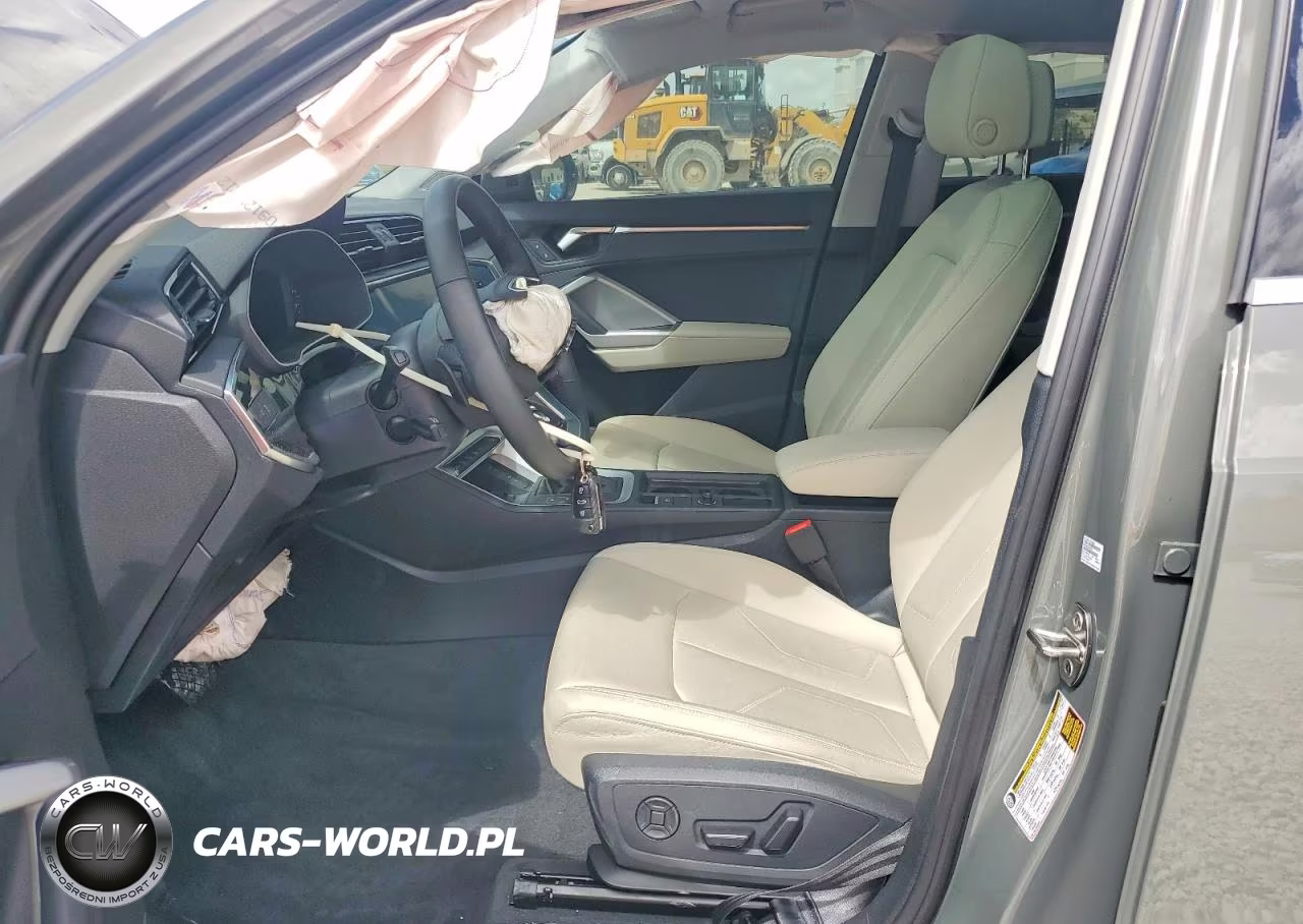 2025 Audi Q3 Premium S Line 45 VIN:WA1DECF39S1100224 - 7