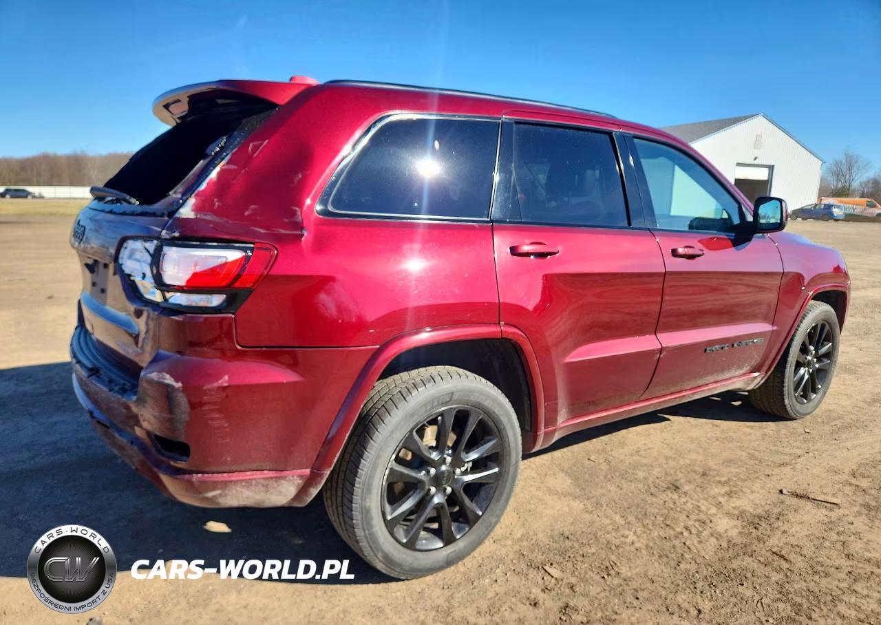 2019 Jeep Grand Cherokee Laredo VIN:1C4RJFAG7KC600888 - 3