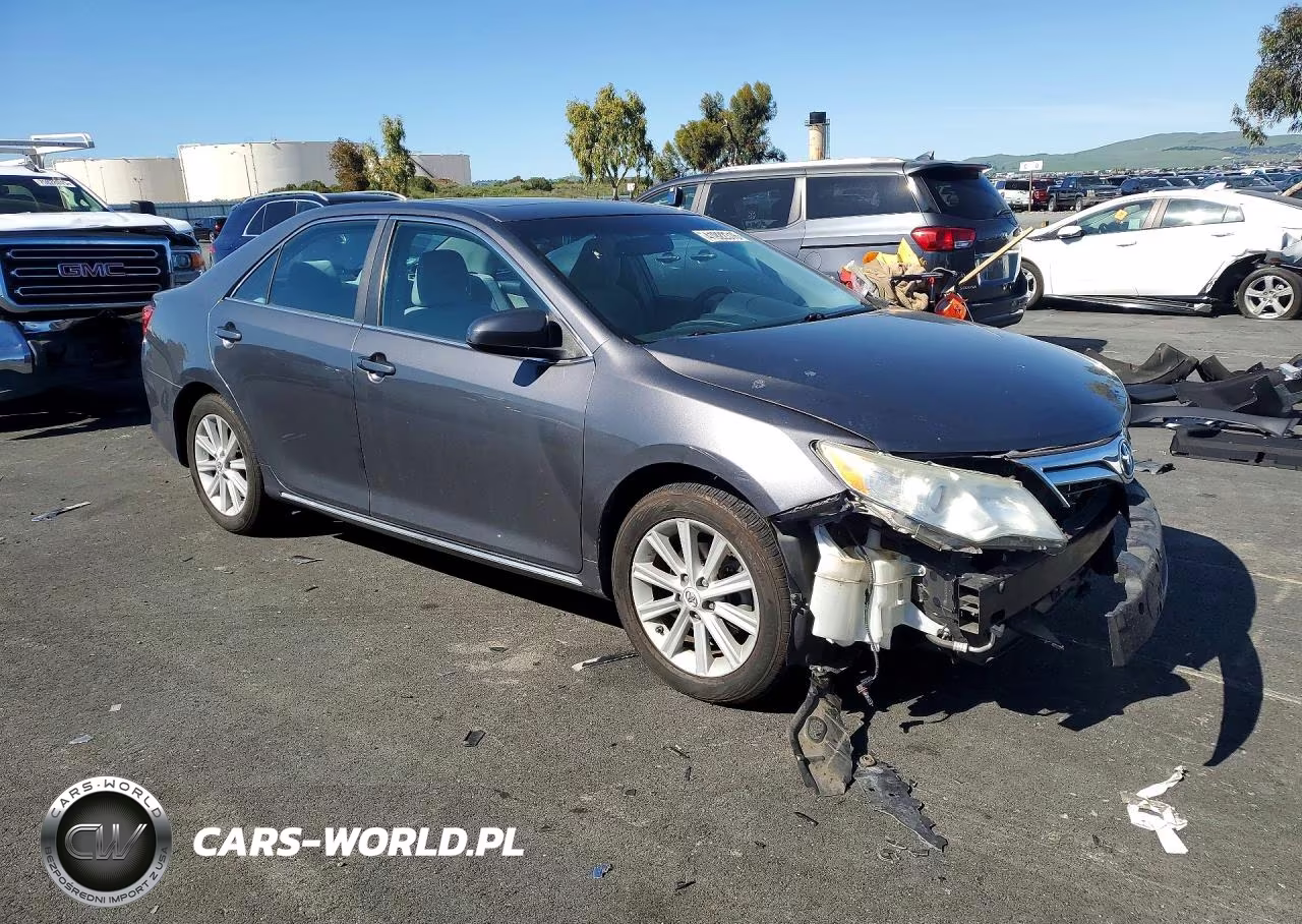2012 Toyota Camry Xle VIN:4T4BF1FK9CR204235 - 4