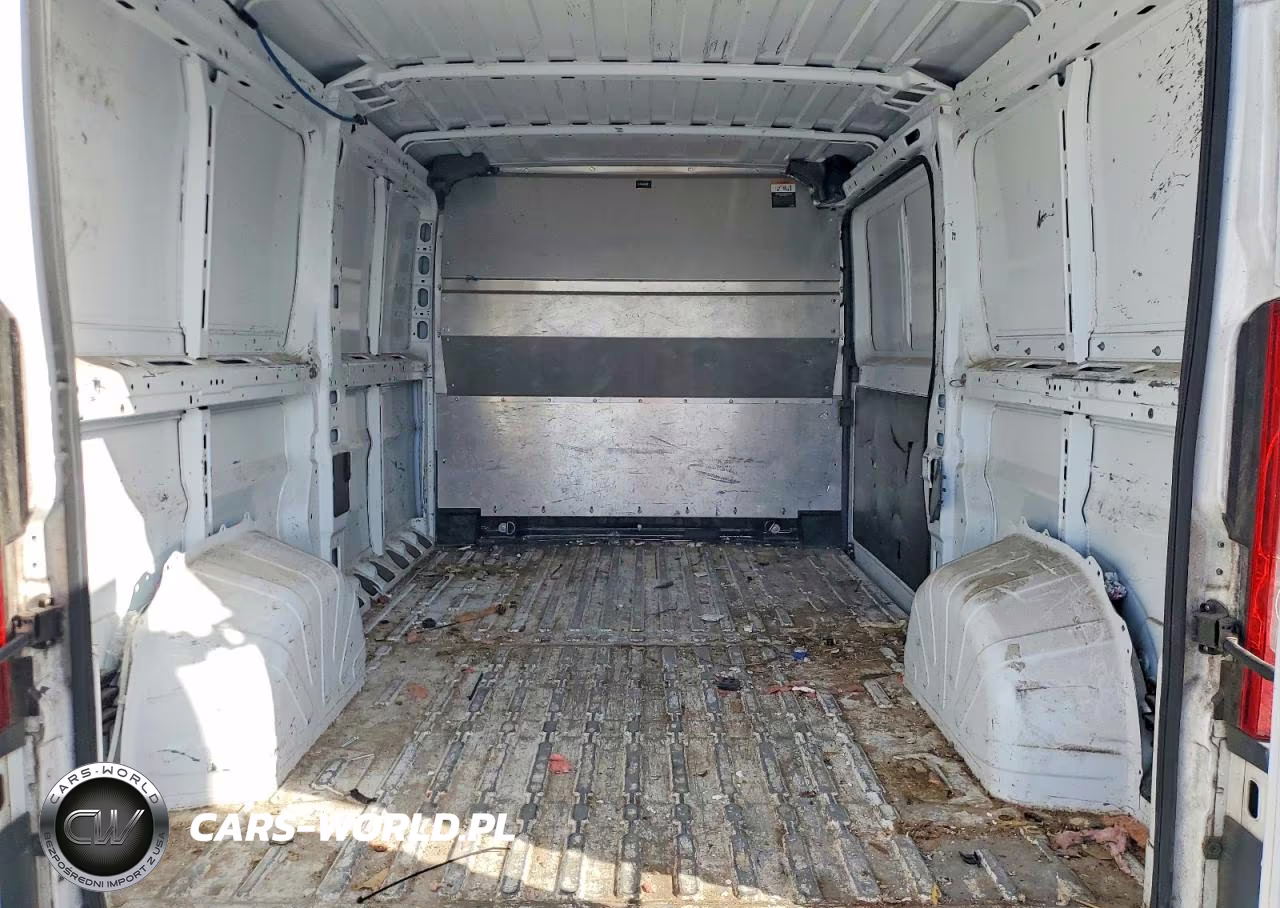 2018 Ram Promaster 1500 Delivery Van VIN:3C6TRVAG2JE140045 - 10