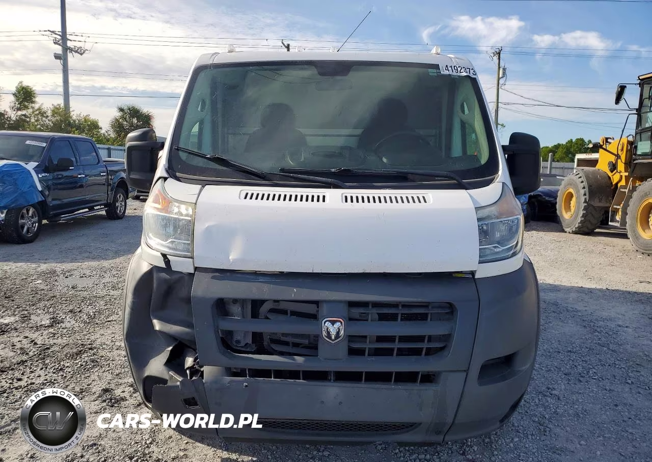 2018 Ram Promaster 1500 Delivery Van VIN:3C6TRVAG2JE140045 - 5