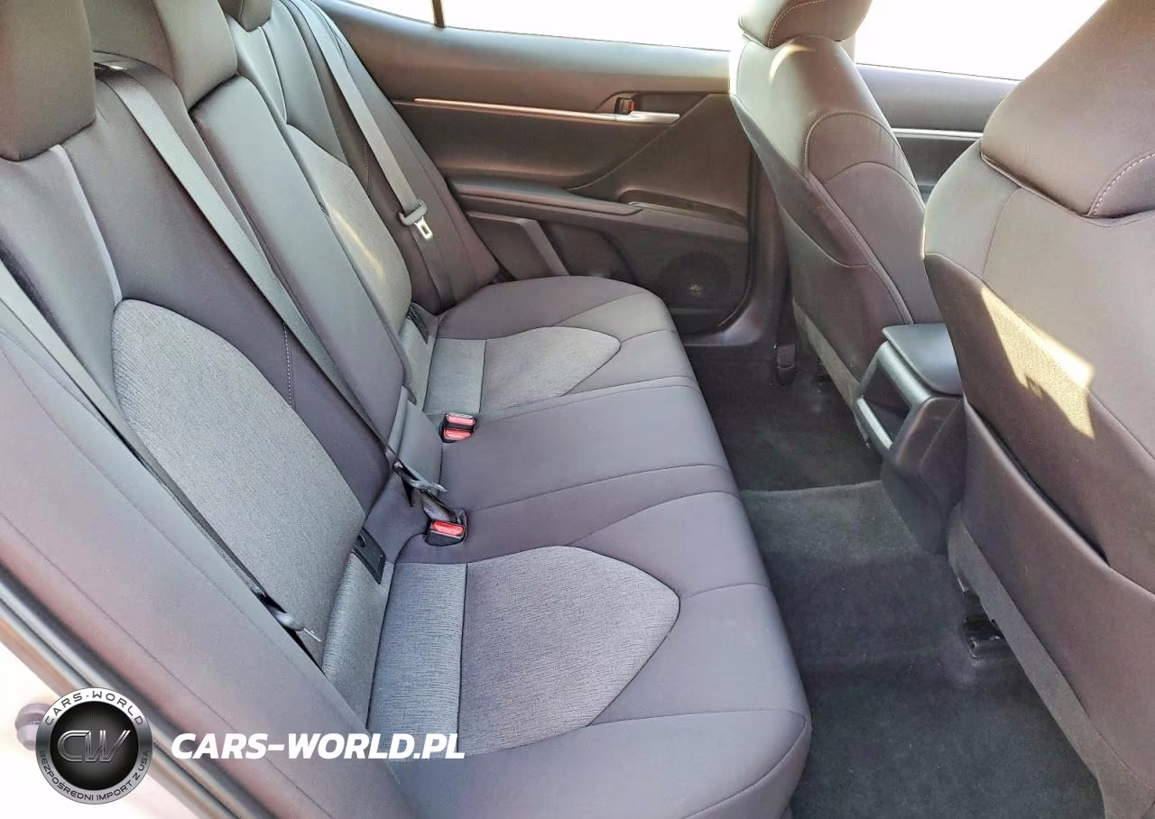 2024 Toyota Camry Le VIN:4T1C11BK0RU115858 - 10