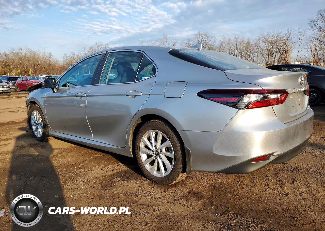 2024 Toyota Camry Le VIN:4T1C11BK0RU115858 - 2