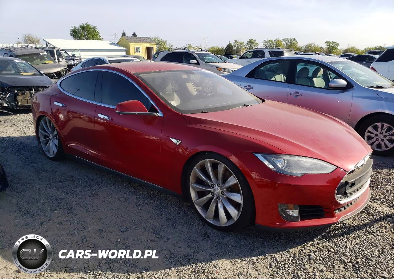 2013 Tesla Model S VIN:5YJSA1DP5DFP09744 - 4