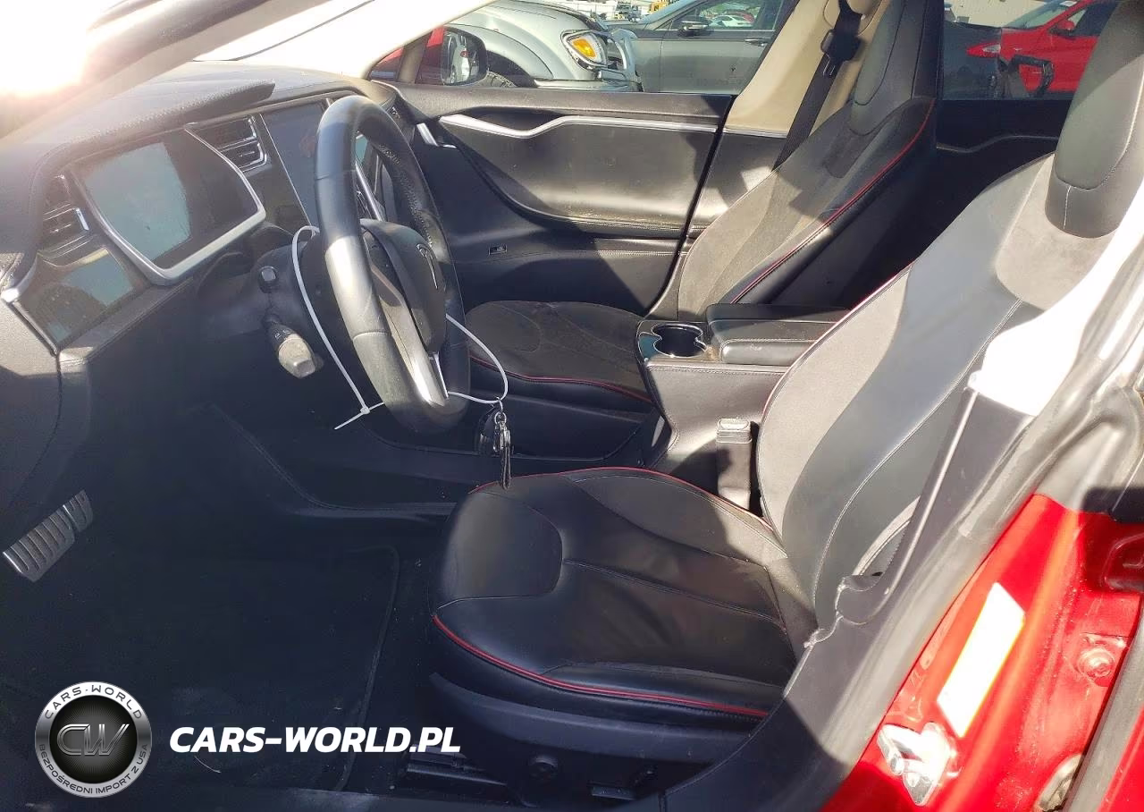 2013 Tesla Model S VIN:5YJSA1DP5DFP09744 - 7