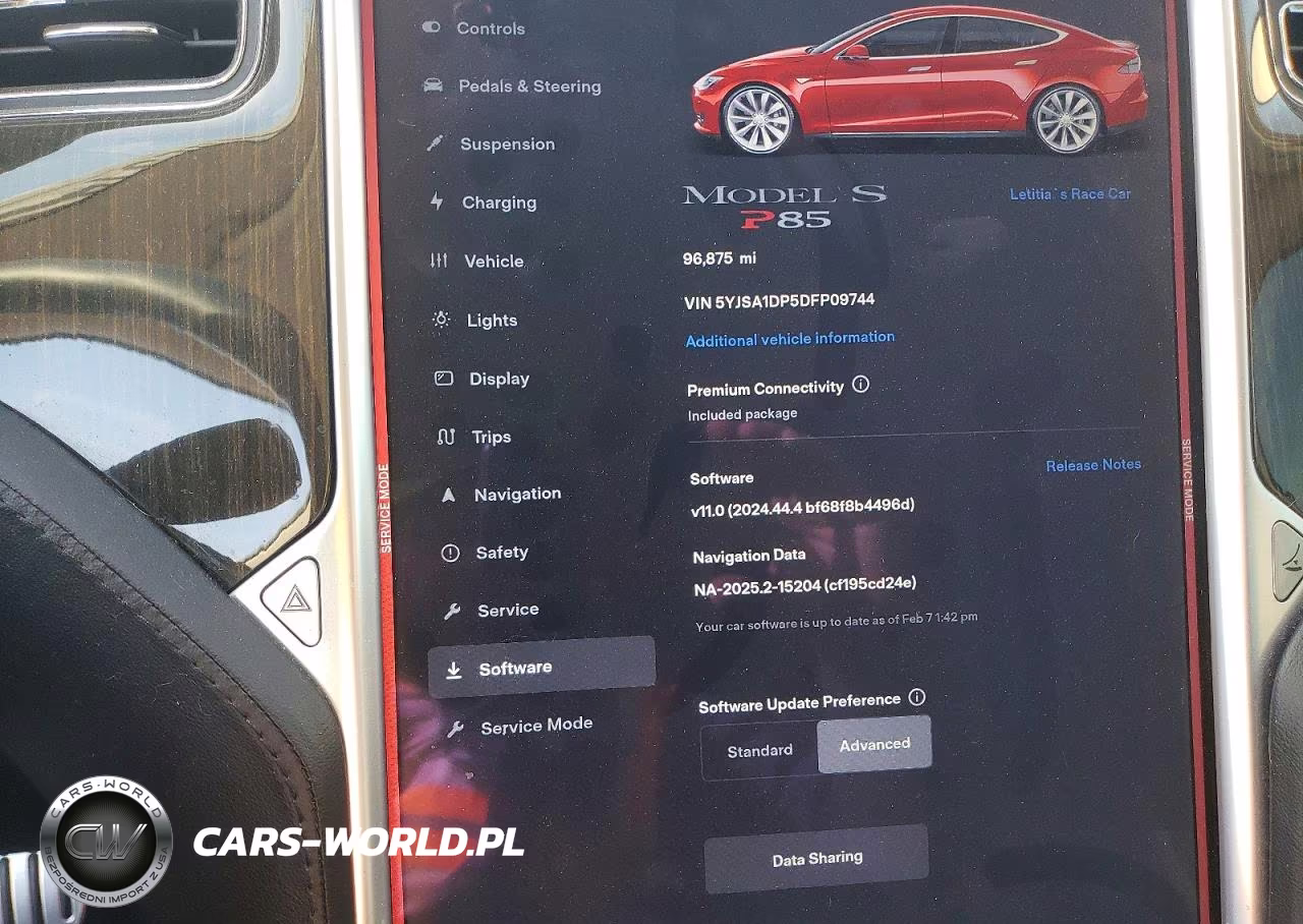 2013 Tesla Model S VIN:5YJSA1DP5DFP09744 - 9