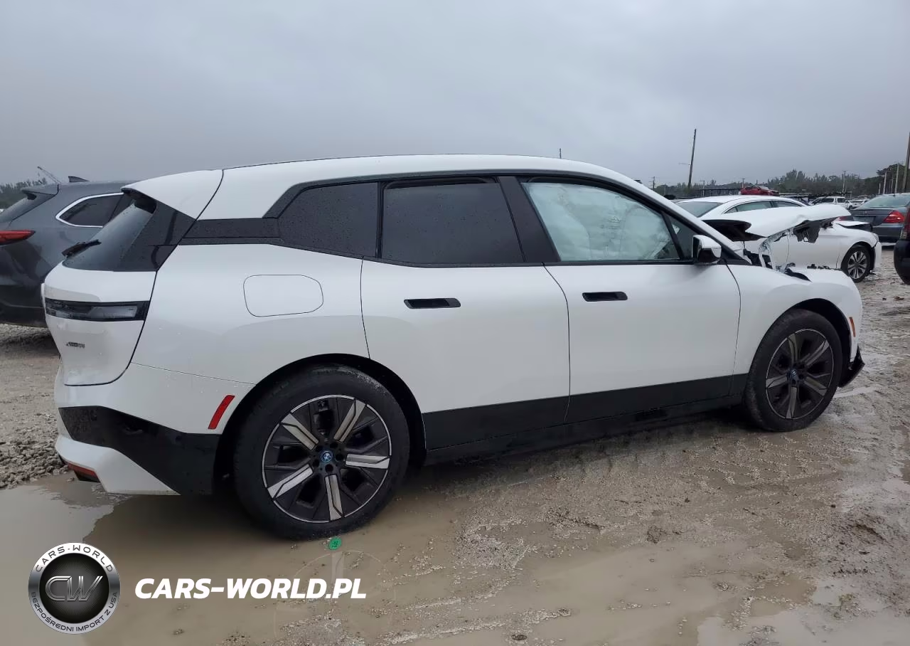 BMW IX XDRIVE5 VIN:WB523CF03SCT45934 - 3