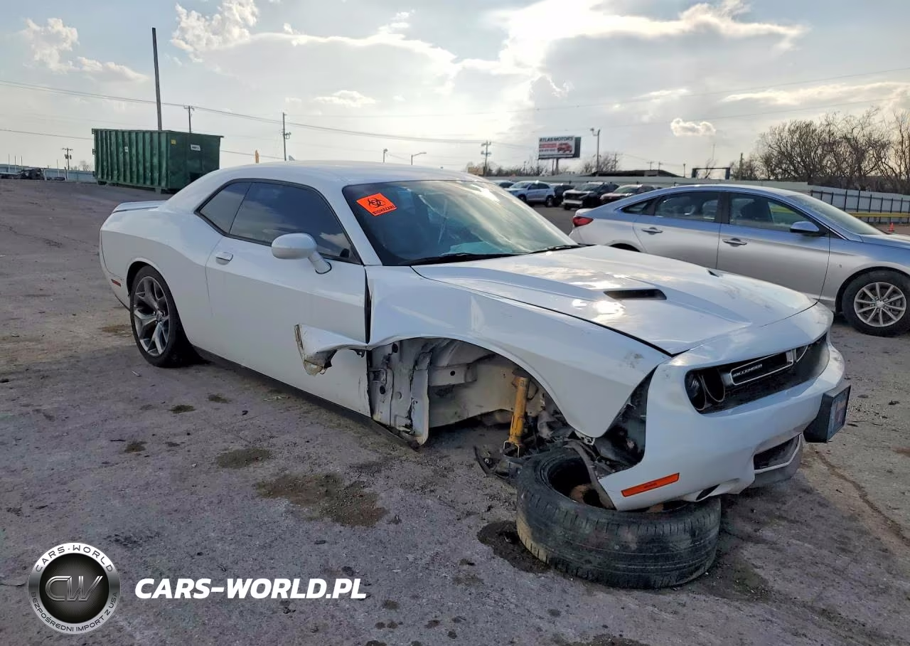 2017 Dodge Challenger Sxt VIN:2C3CDZAG2HH561426 - 4