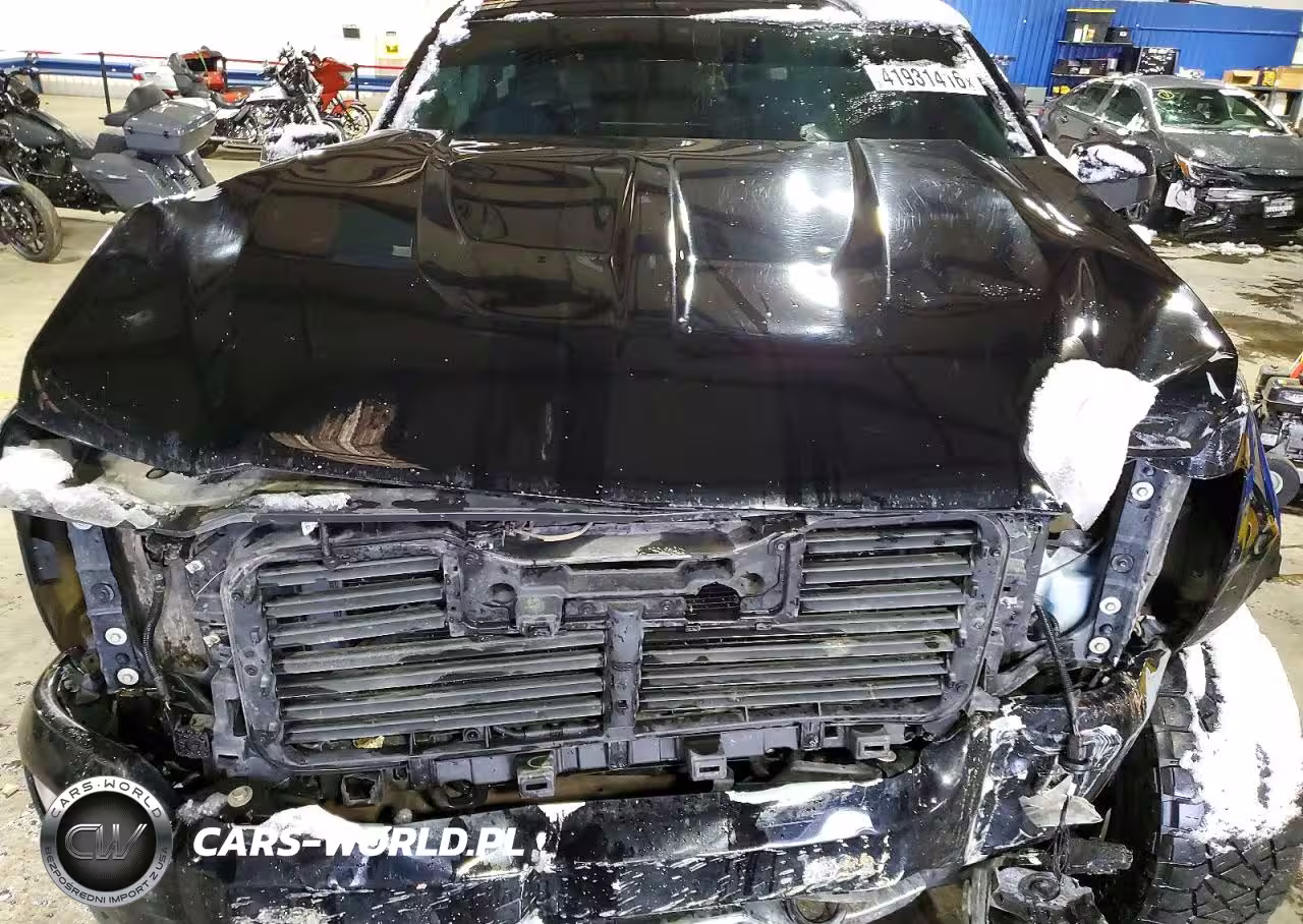 2018 Chevrolet Silverado K1500 Lt VIN:3GCUKREC1JG181397 - 11