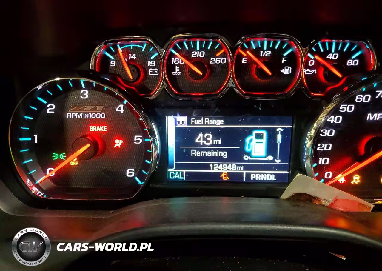 2018 Chevrolet Silverado K1500 Lt VIN:3GCUKREC1JG181397 - 9