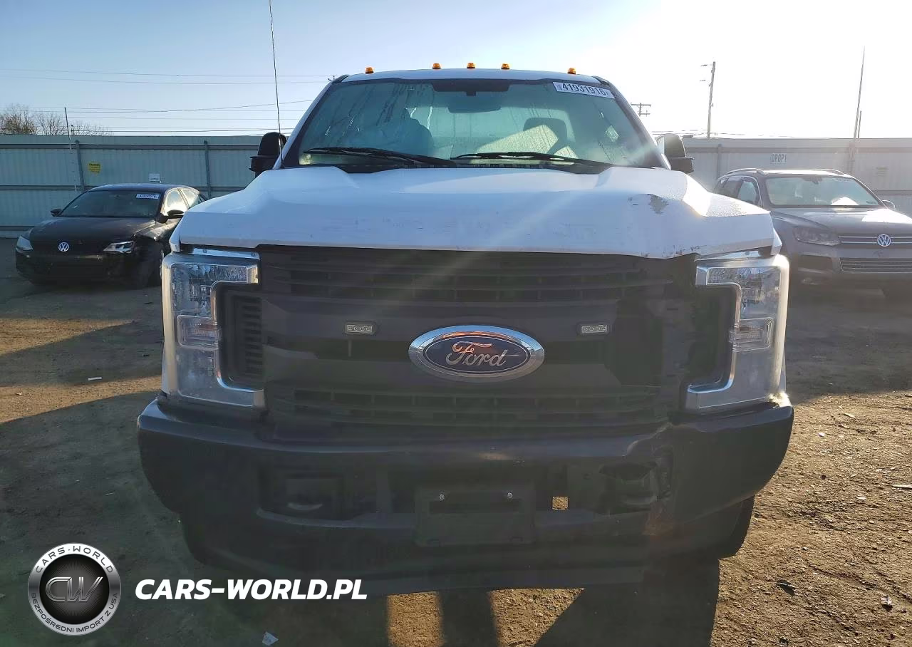 2019 Ford F-250 VIN:1FTBF2B65KEE62578 - 5