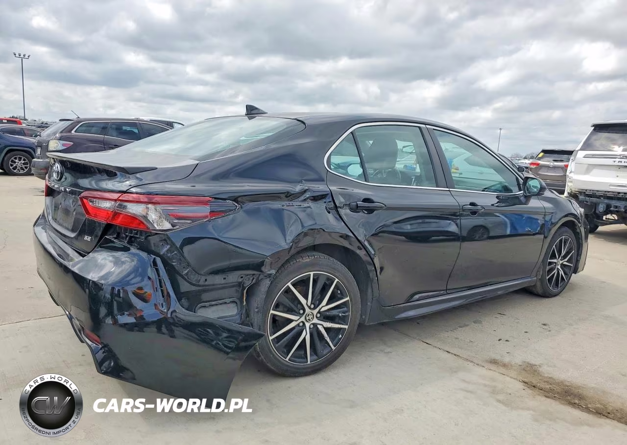 2021 Toyota Camry Se VIN:4T1G11AK1MU469898 - 3