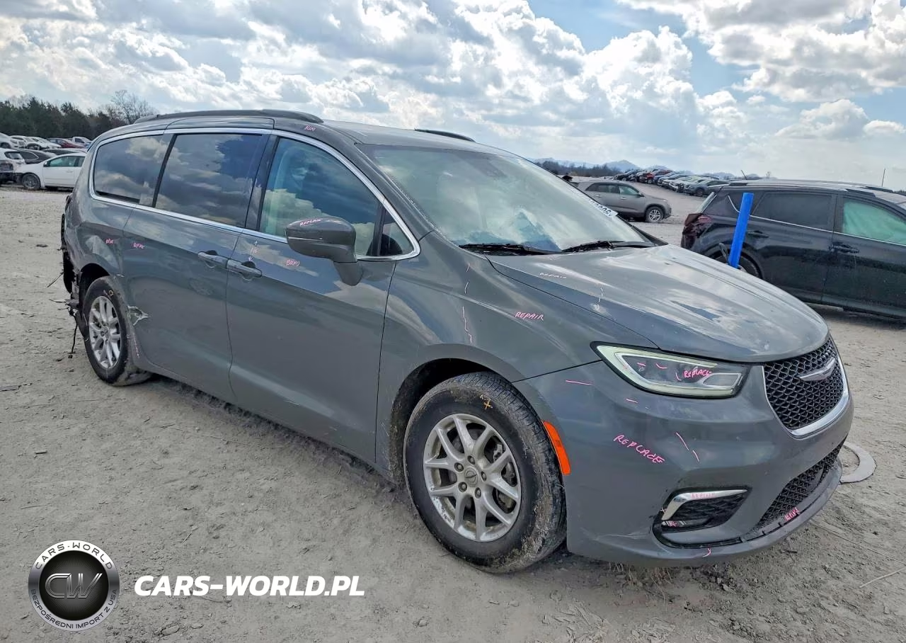2022 Chrysler Pacifica Touring L VIN:2C4RC1BG7NR106683 - 4