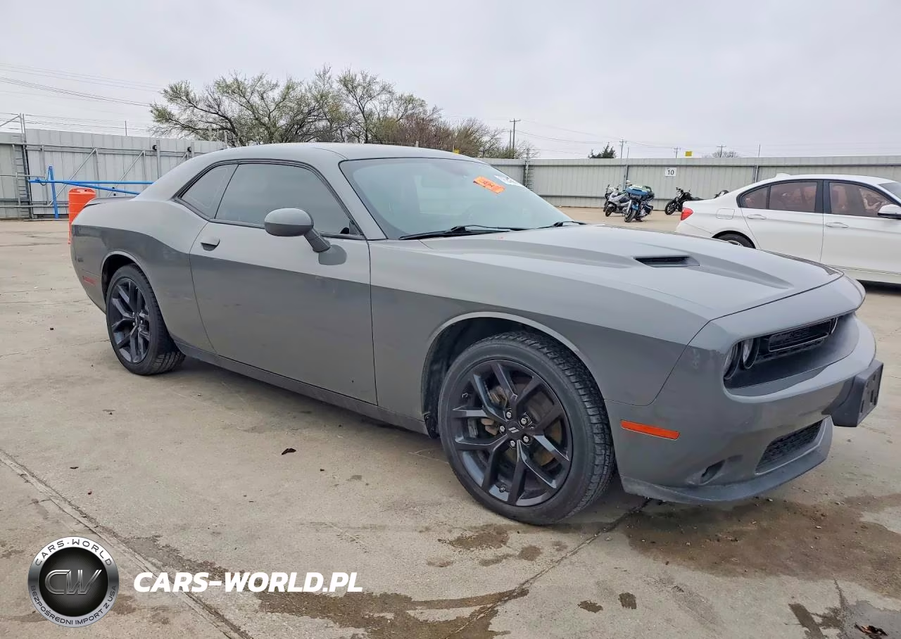 2023 Dodge Challenger Sxt VIN:2C3CDZAG7PH695167 - 4