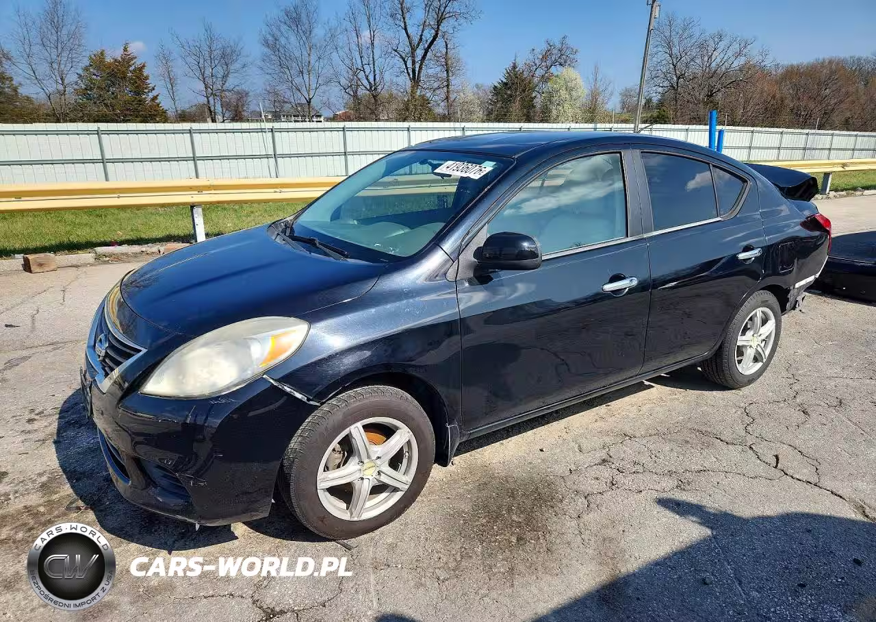 2012 Nissan Versa 1.6 S