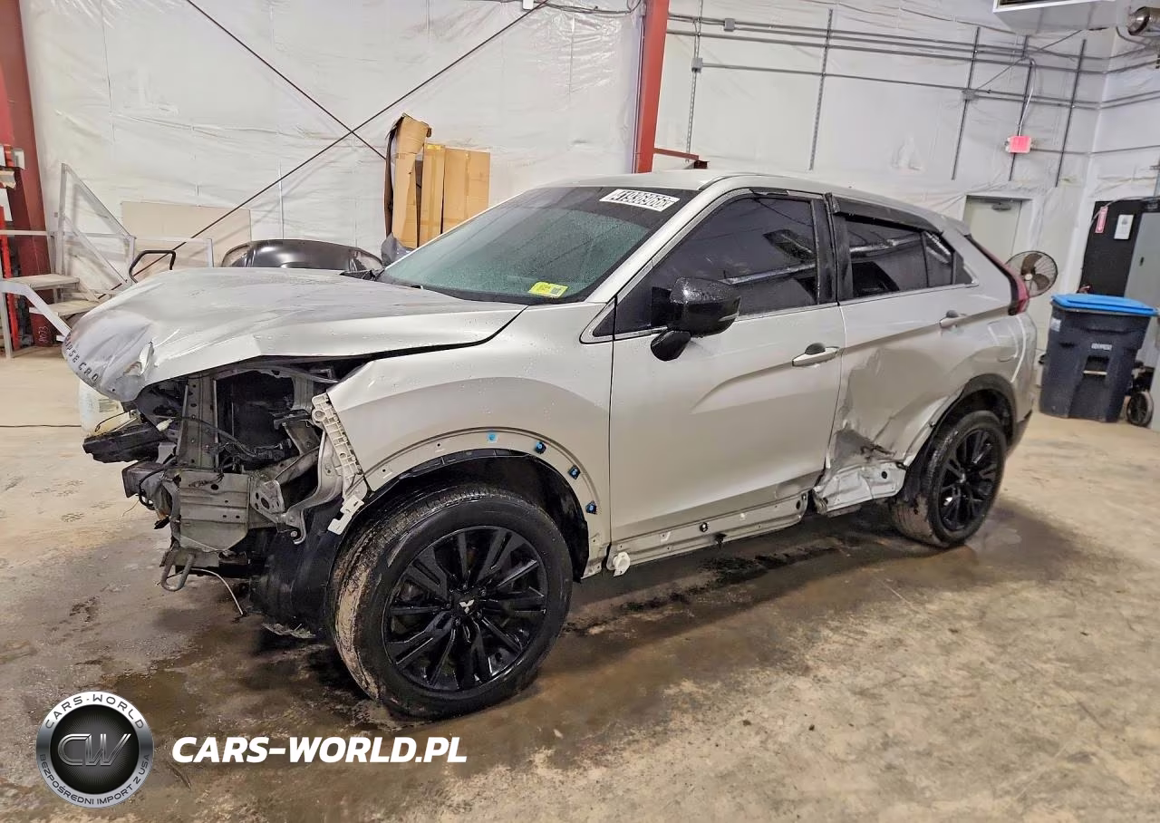 Główne zdjęcie 2023 Mitsubishi Eclipse Cross Le