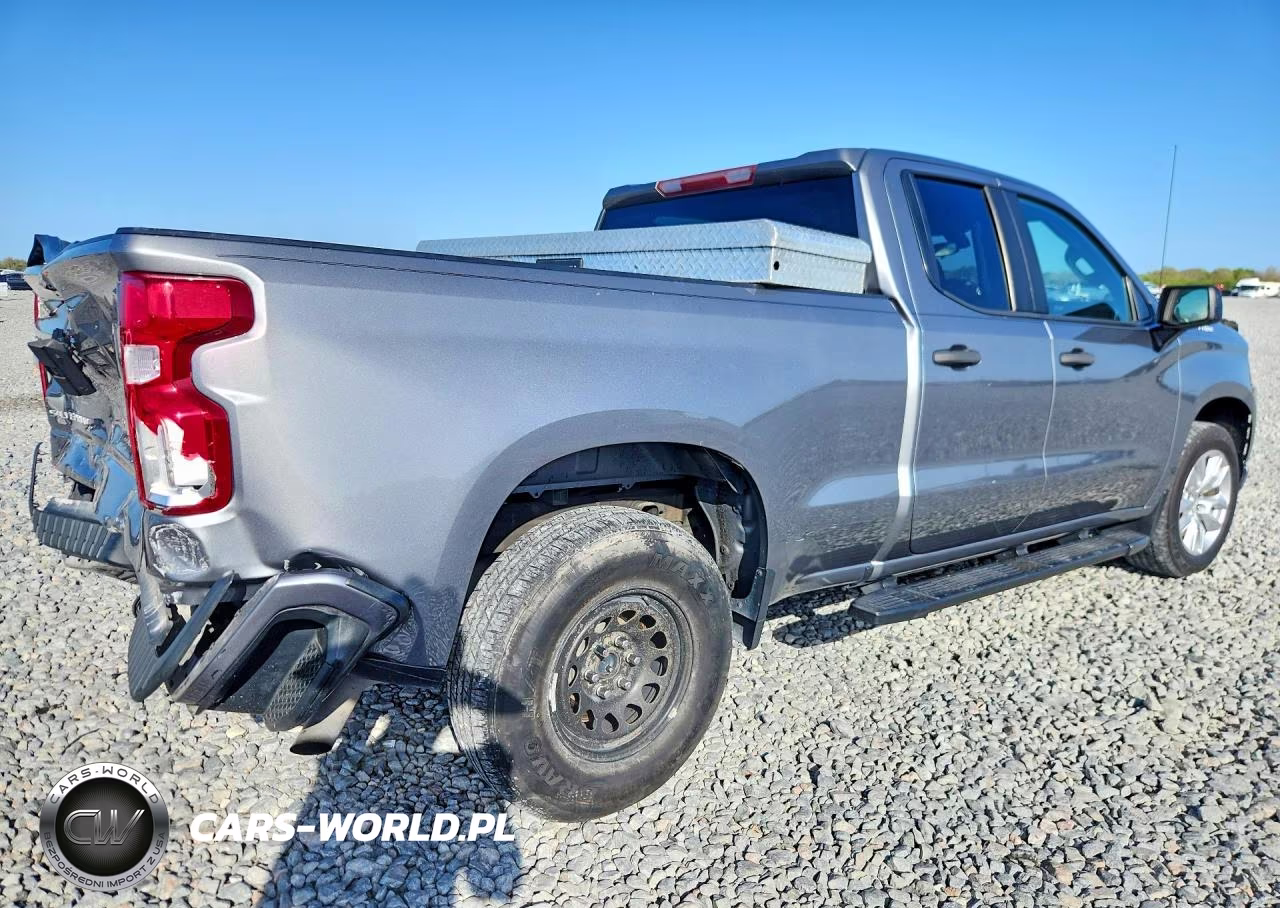 2020 Chevrolet Silverado C1500 Custom VIN:1GCRWBEK9LZ309025 - 3