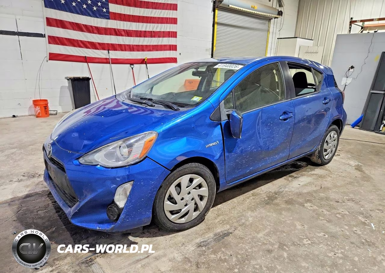 2015 Toyota Prius C One
