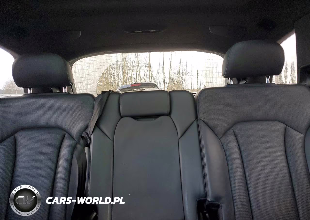 2017 Audi Q7 Prestige VIN:WA1VAAF74HD006802 - 10