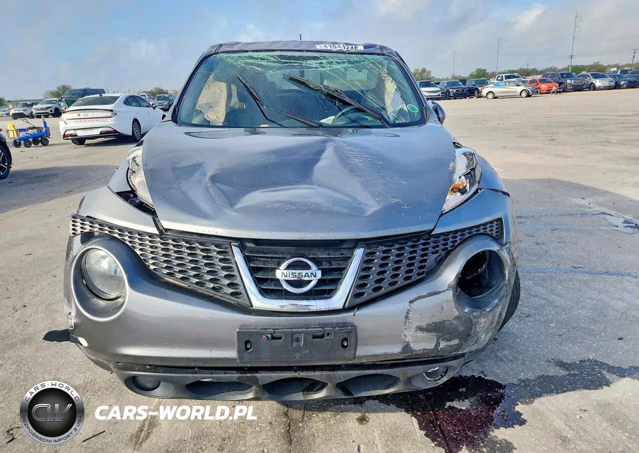 2011 Nissan Juke S VIN:JN8AF5MV5BT023415 - 5