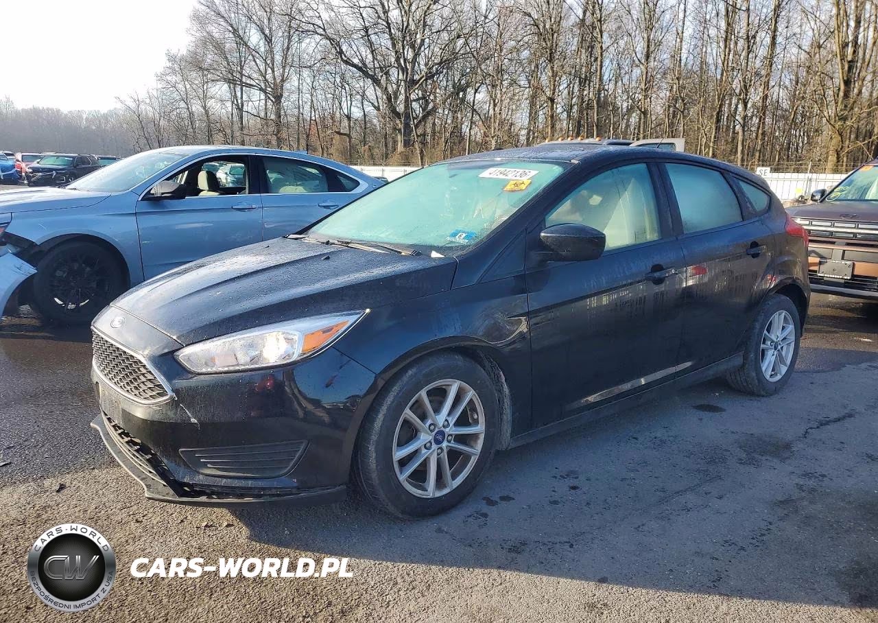 2018 Ford Focus Se VIN:1FADP3K2XJL283946 - 1