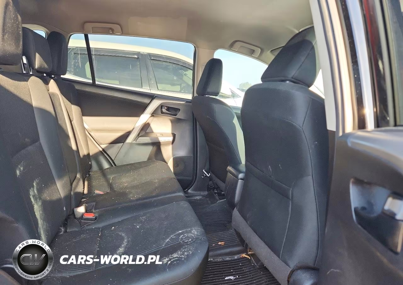 2018 Toyota Rav4 Le VIN:2T3ZFREV7JW476502 - 11