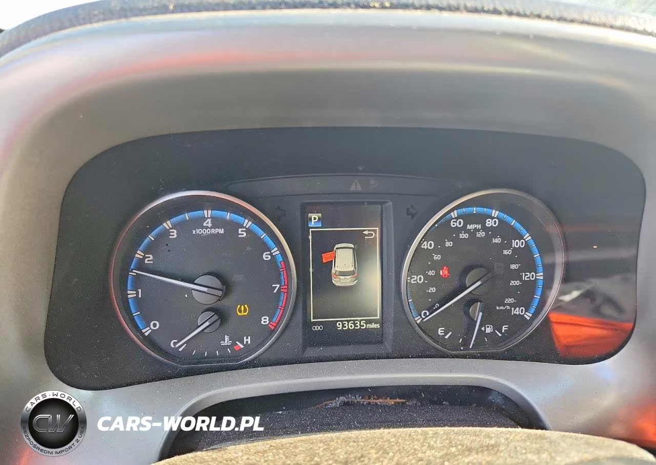 2018 Toyota Rav4 Le VIN:2T3ZFREV7JW476502 - 9