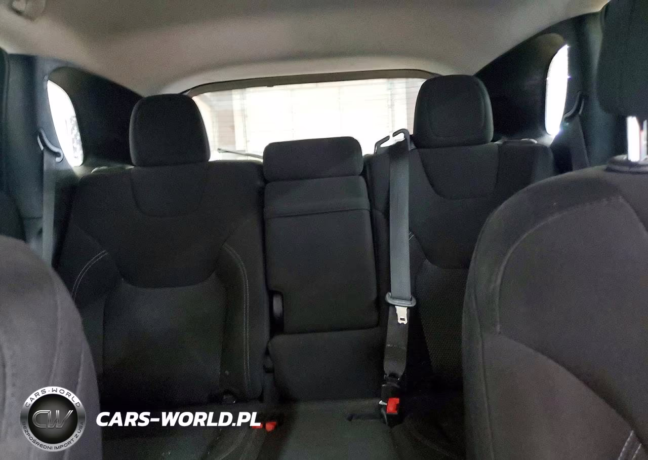 2019 Jeep Cherokee Latitude VIN:1C4PJLCB8KD265223 - 10