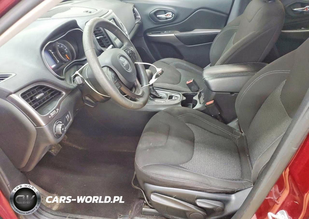 2019 Jeep Cherokee Latitude VIN:1C4PJLCB8KD265223 - 7