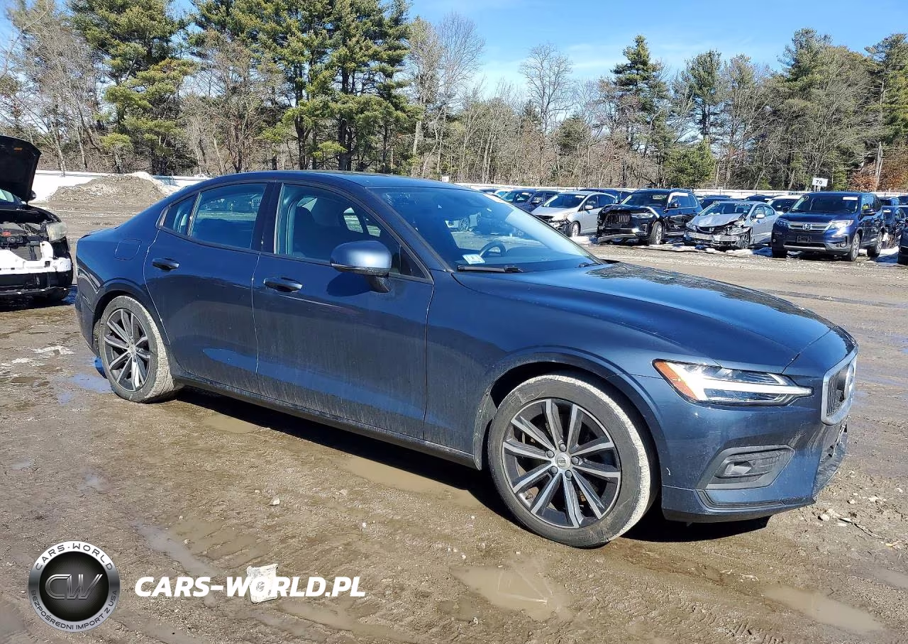 2021 Volvo S60 T6 Momentum VIN:7JRA22TK3MG094932 - 4