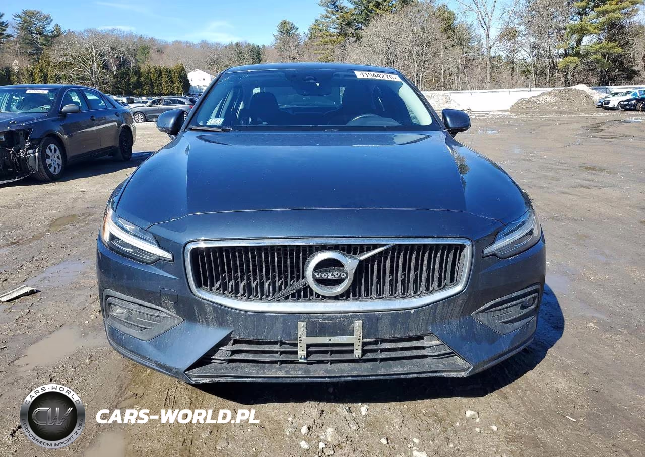 2021 Volvo S60 T6 Momentum VIN:7JRA22TK3MG094932 - 5