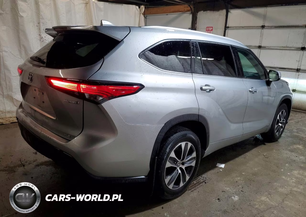 2022 Toyota Highlander Hybrid Xle VIN:5TDGBRCH1NS543635 - 3