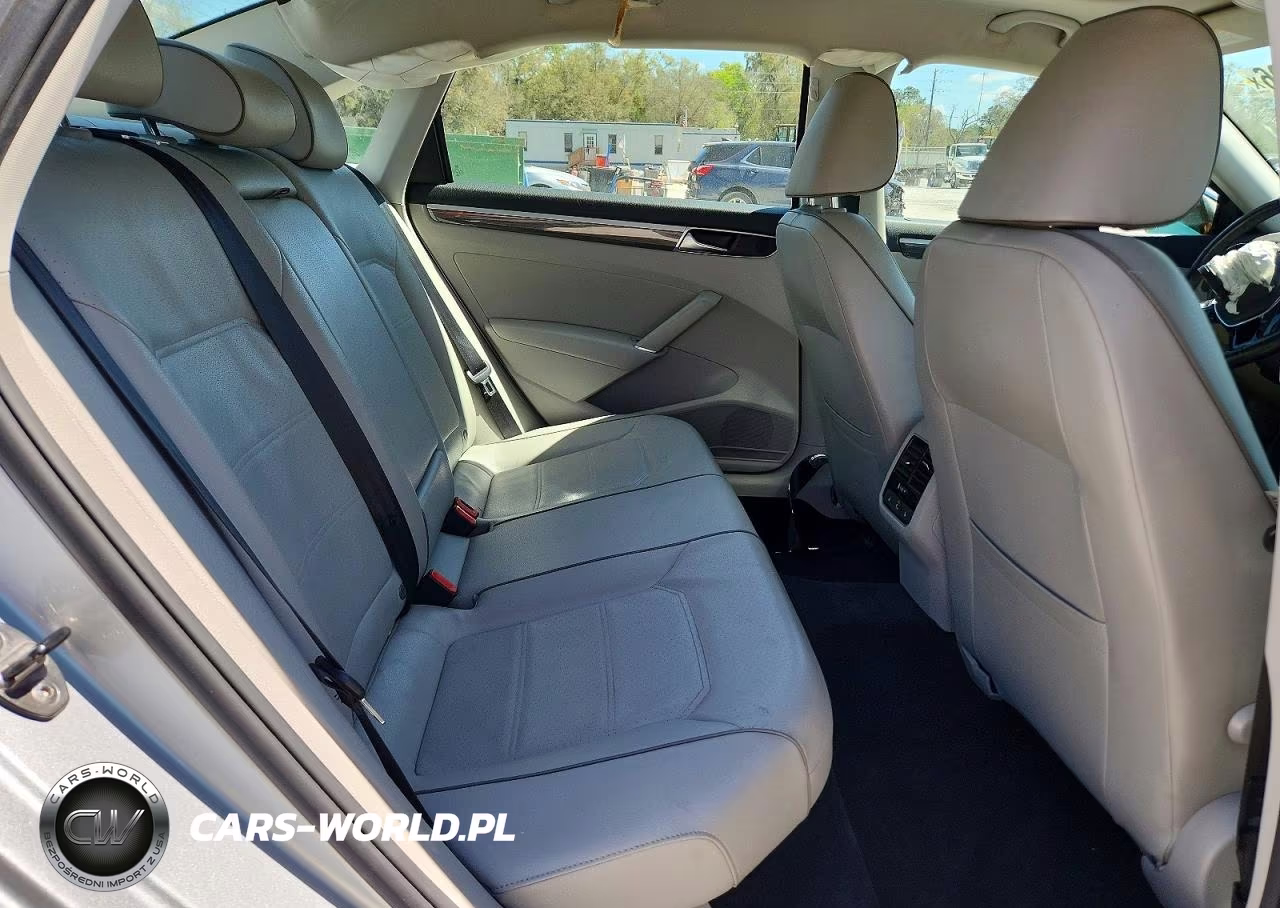 2018 Volkswagen Passat Se VIN:1VWBA7A3XJC008045 - 10