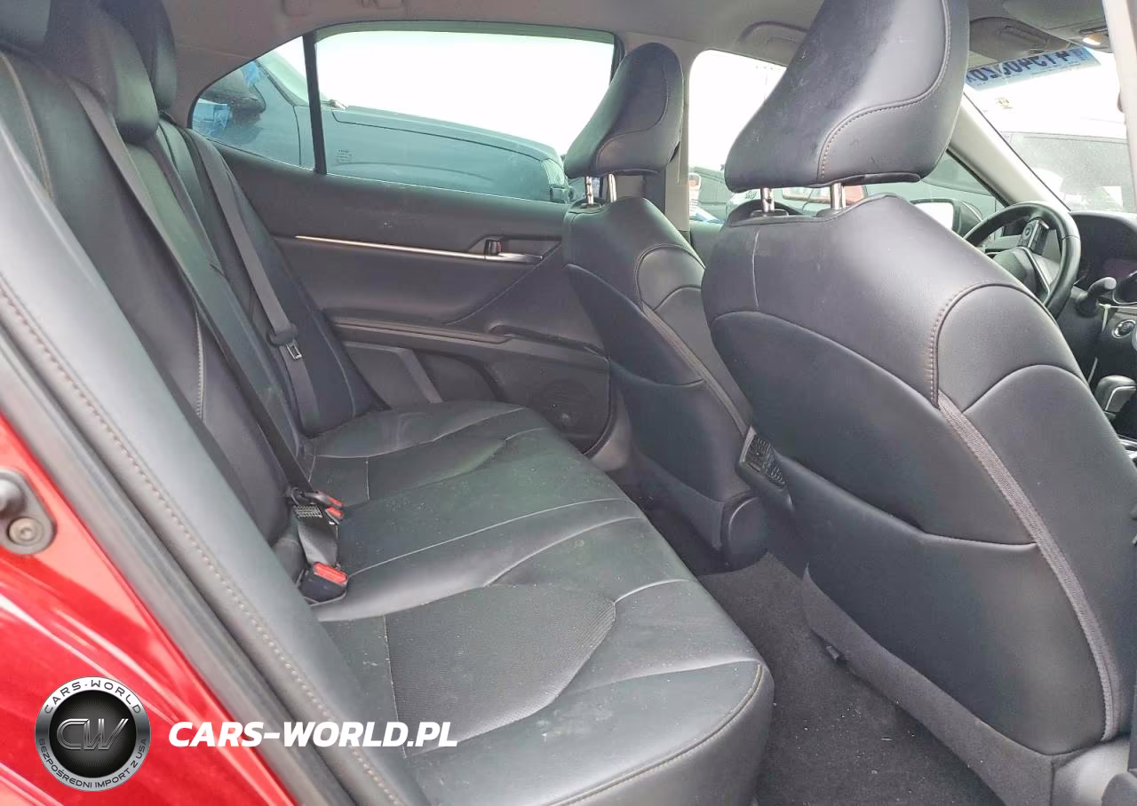 2020 Toyota Camry Xle VIN:4T1F11AK6LU316234 - 10