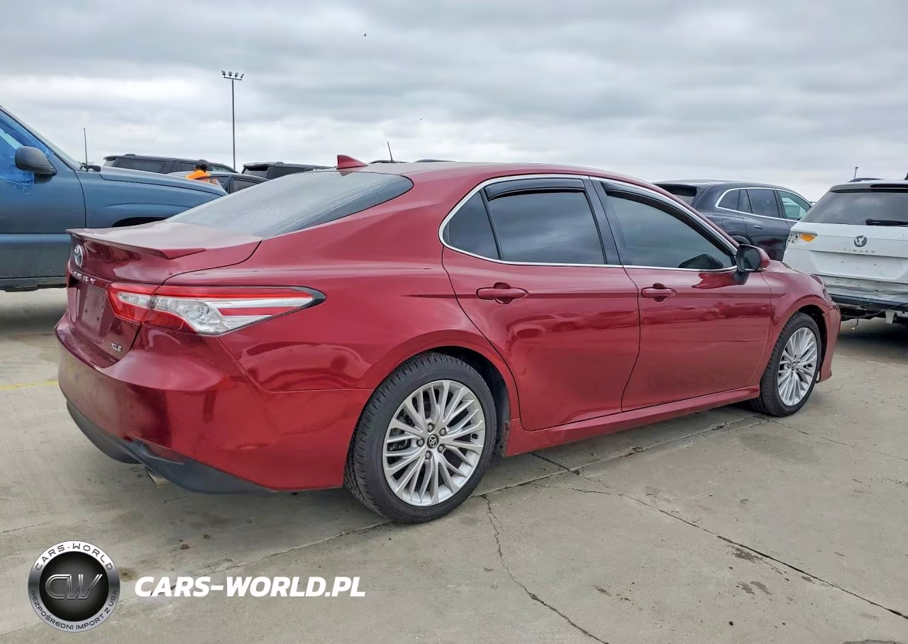 2020 Toyota Camry Xle VIN:4T1F11AK6LU316234 - 3