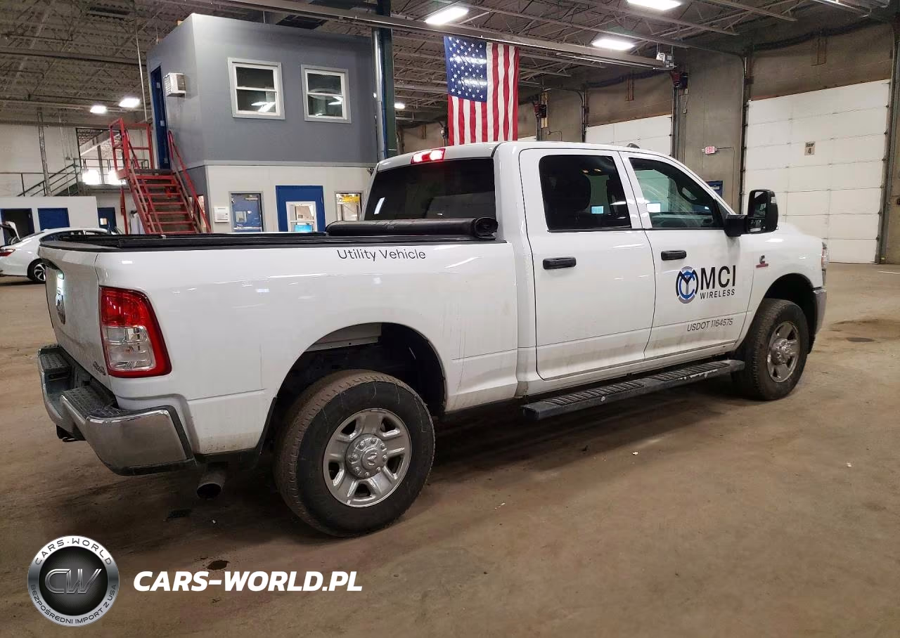 2023 Ram Trucks 2500 Tradesman VIN:3C6UR5CL6PG569765 - 3