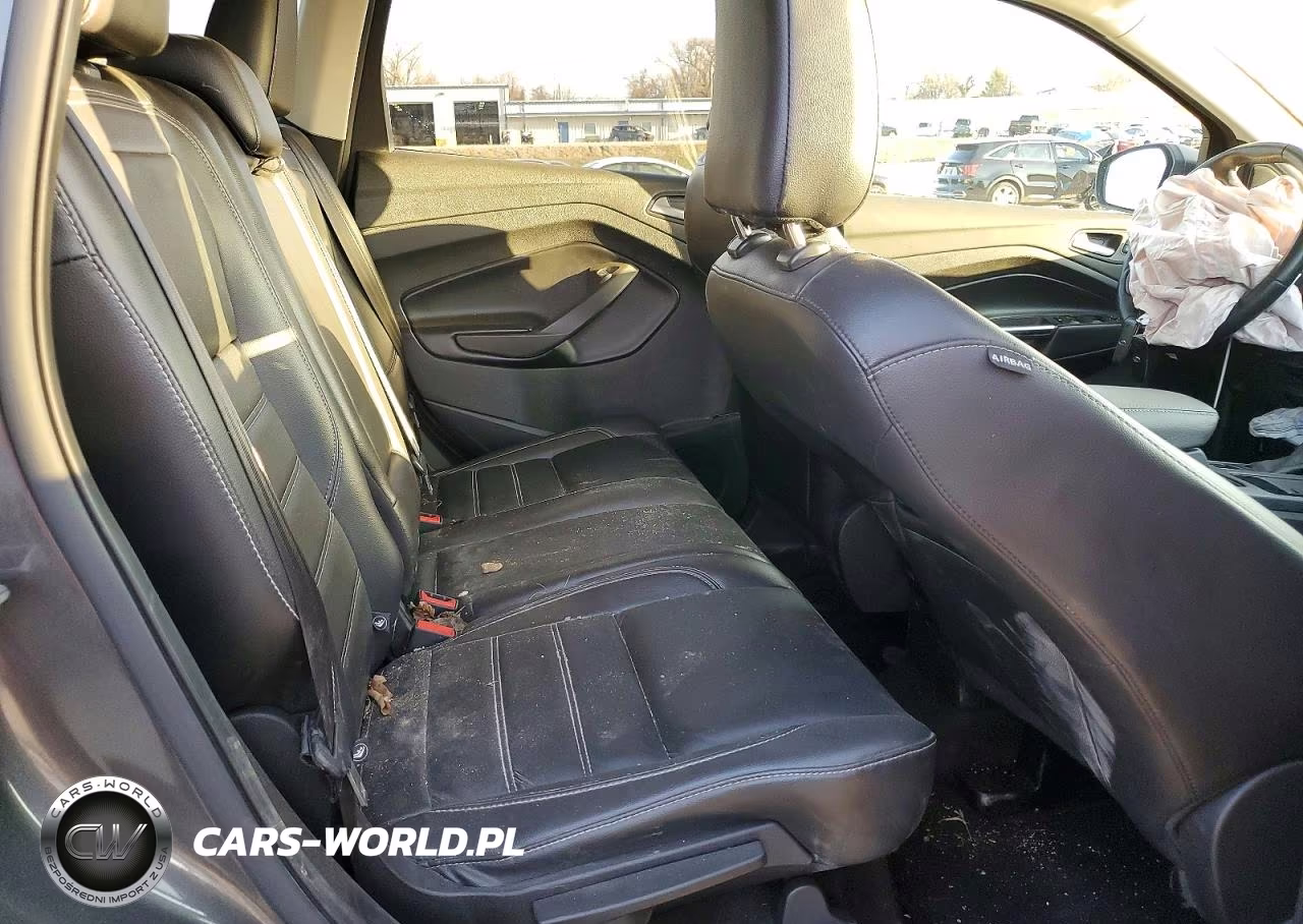 2019 Ford Escape Titanium VIN:1FMCU9J93KUC26091 - 11
