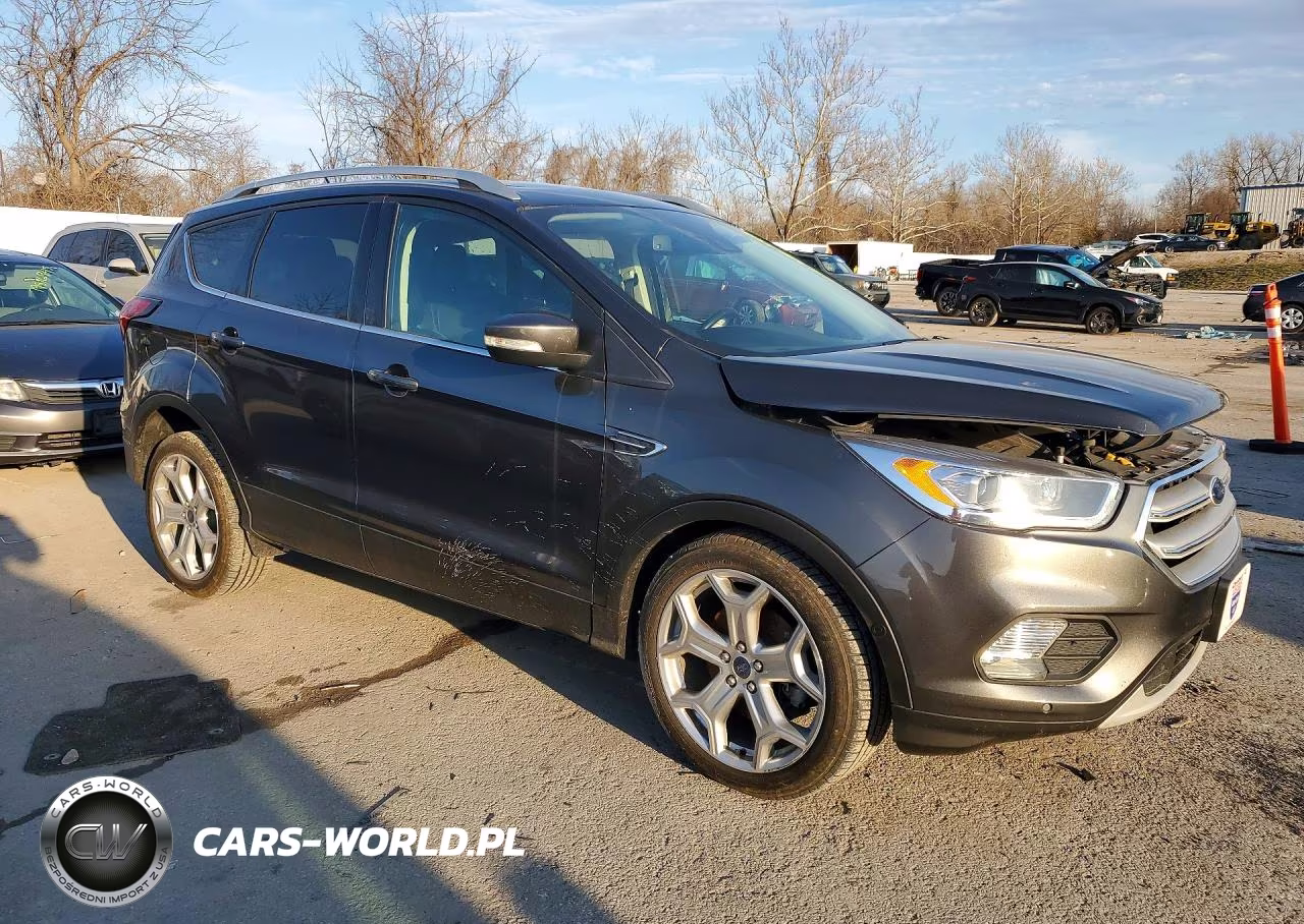 2019 Ford Escape Titanium VIN:1FMCU9J93KUC26091 - 4
