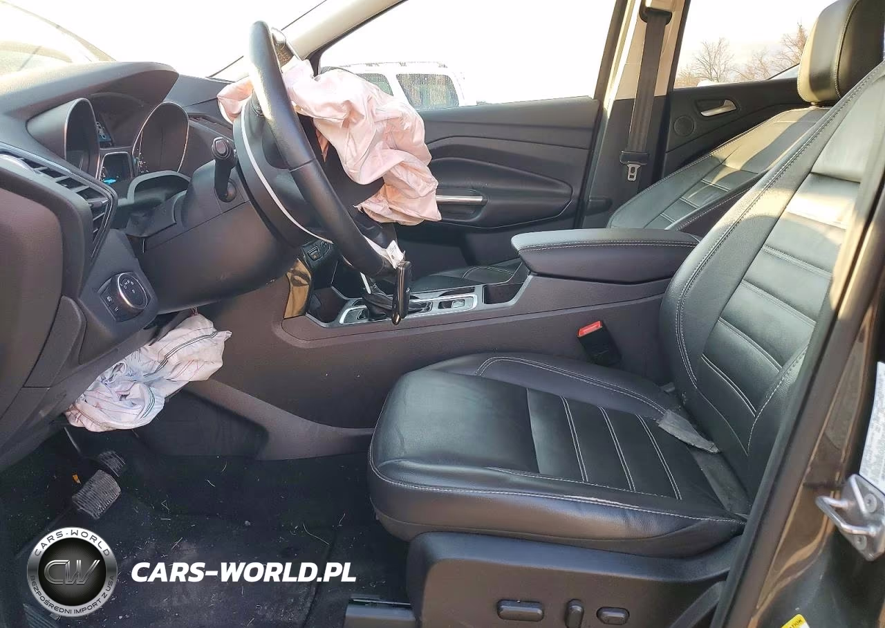 2019 Ford Escape Titanium VIN:1FMCU9J93KUC26091 - 7