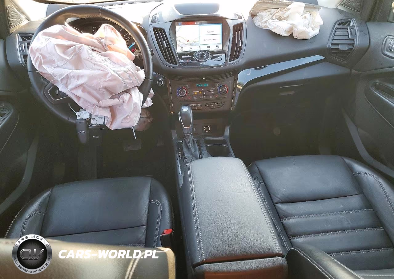 2019 Ford Escape Titanium VIN:1FMCU9J93KUC26091 - 8