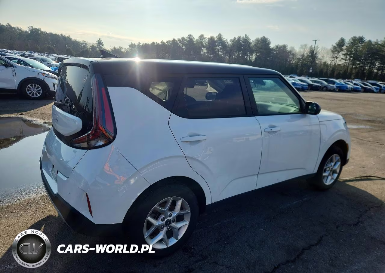 2024 Kia Soul S VIN:KNDJ23AU5R7225889 - 3