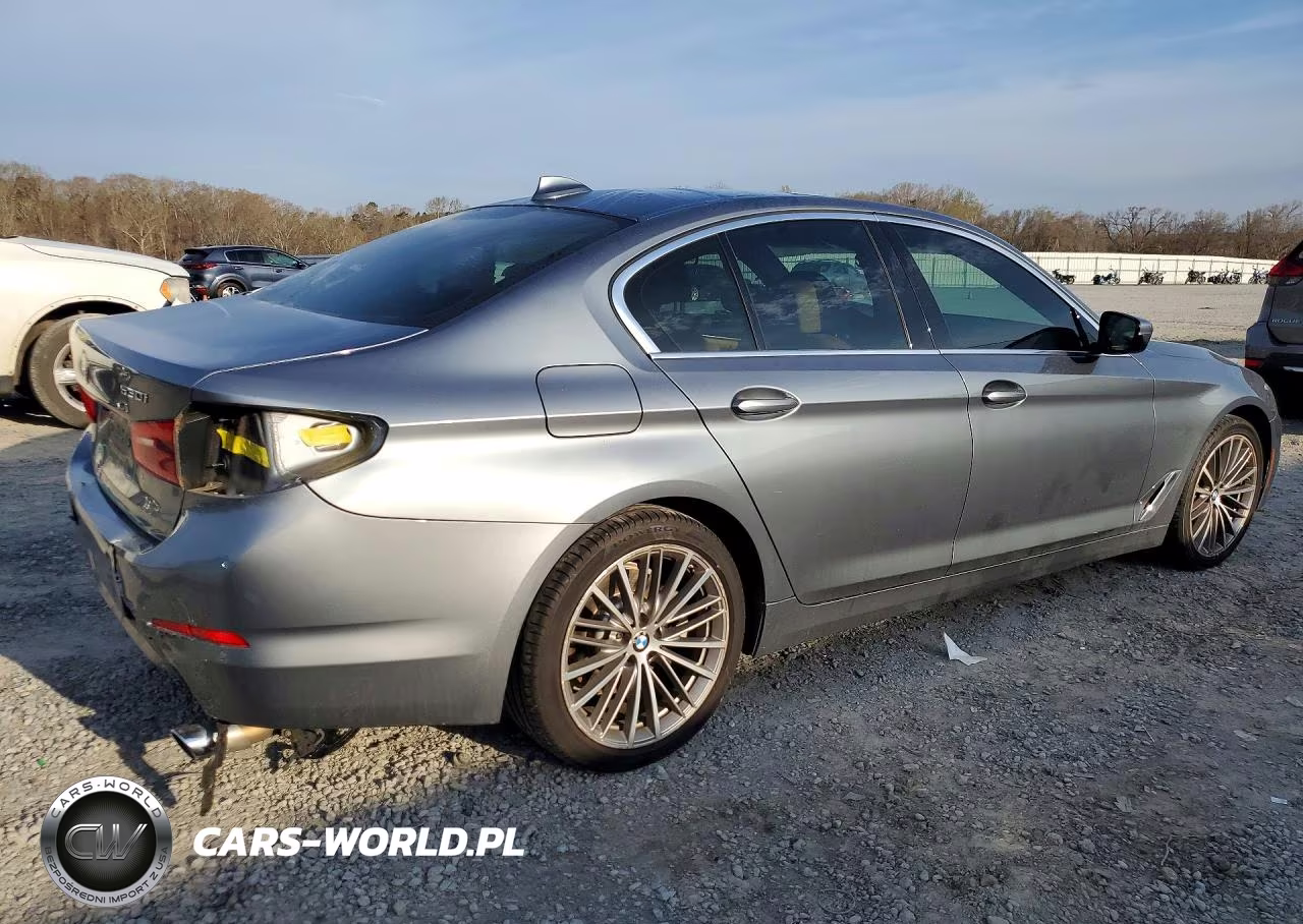 2019 BMW 530 I VIN:WBAJA5C55KWW23374 - 3