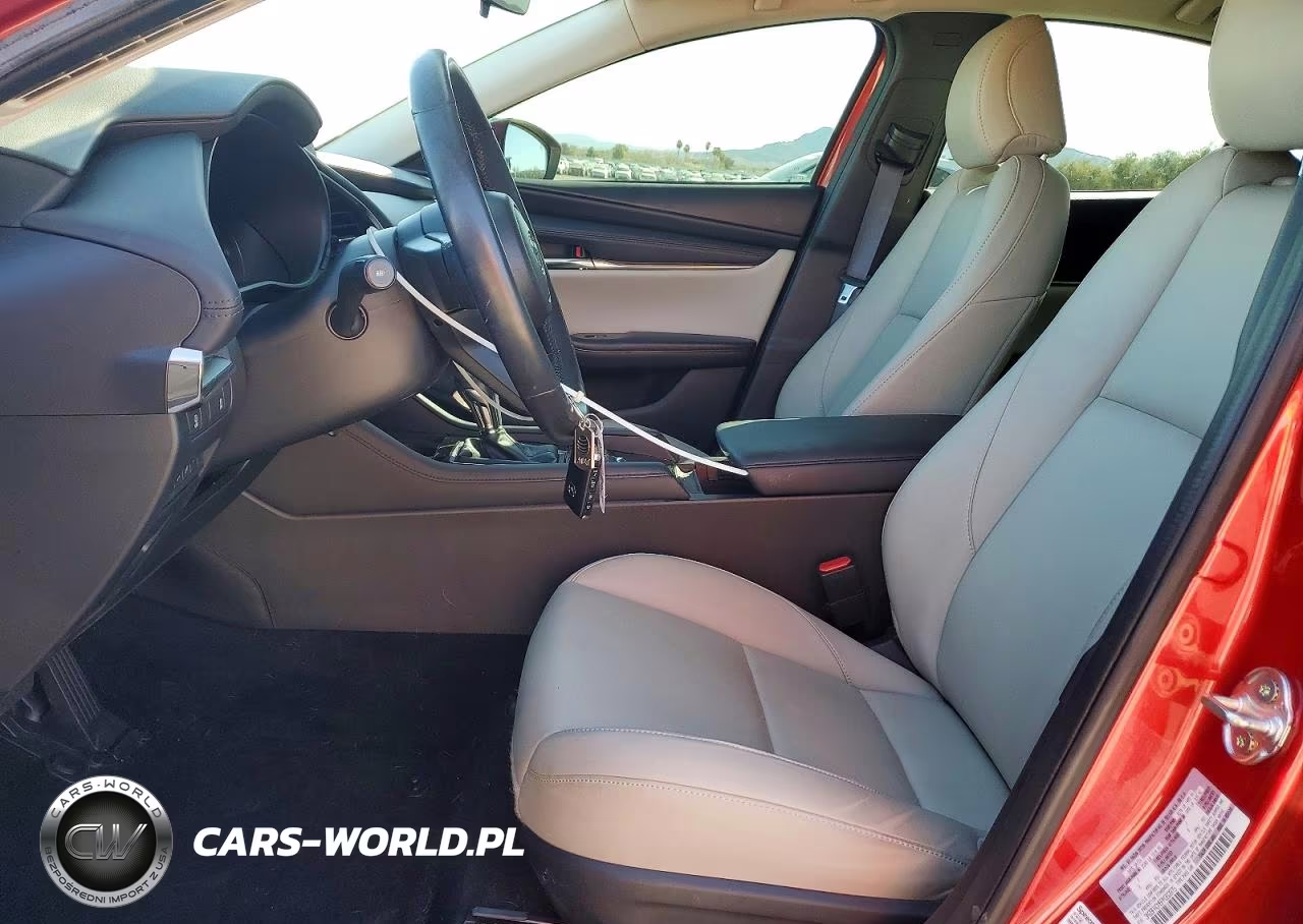 2023 Mazda 3 Preferred VIN:3MZBPACM5PM382975 - 7