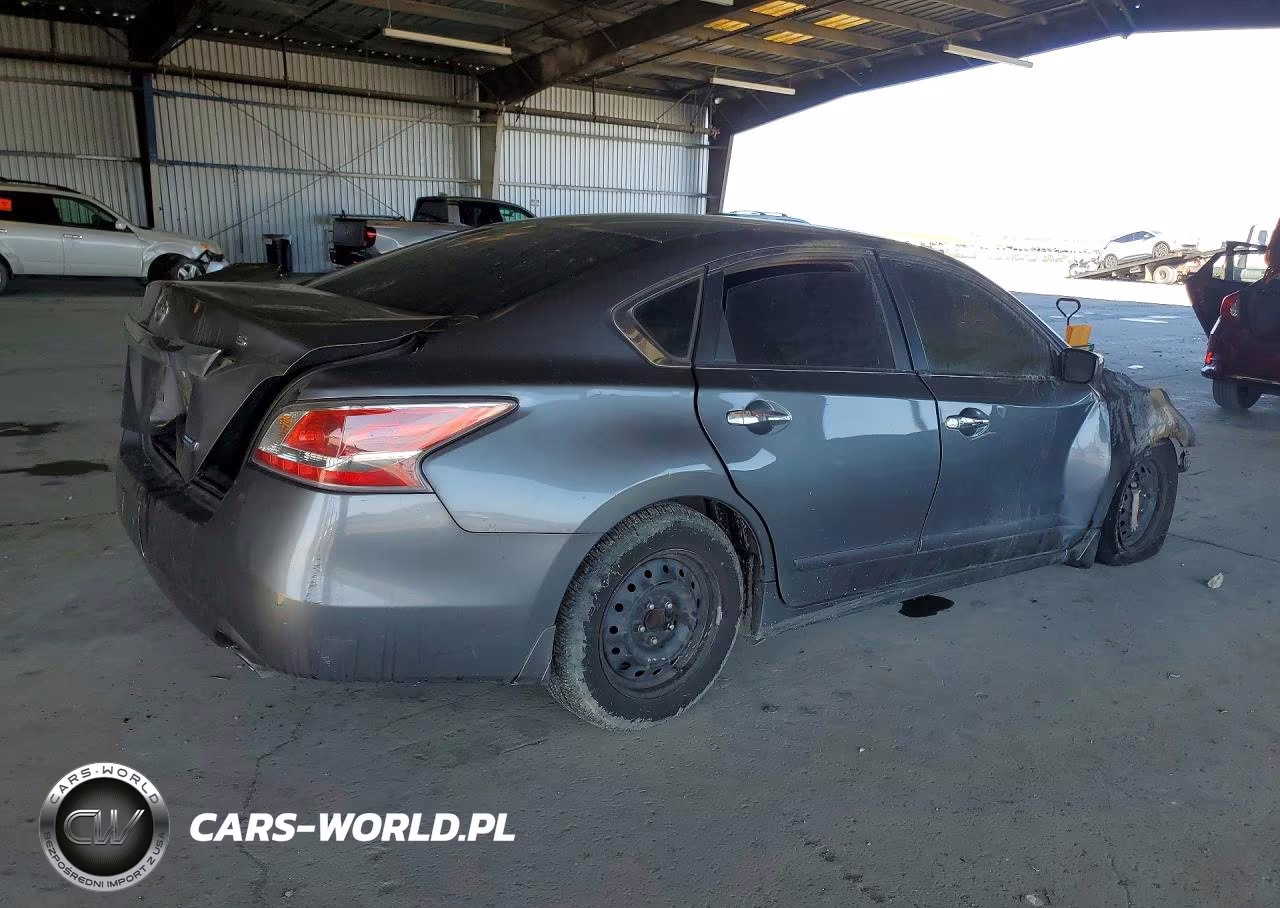 2014 Nissan Altima 2.5 S VIN:1N4AL3AP6EN242560 - 3