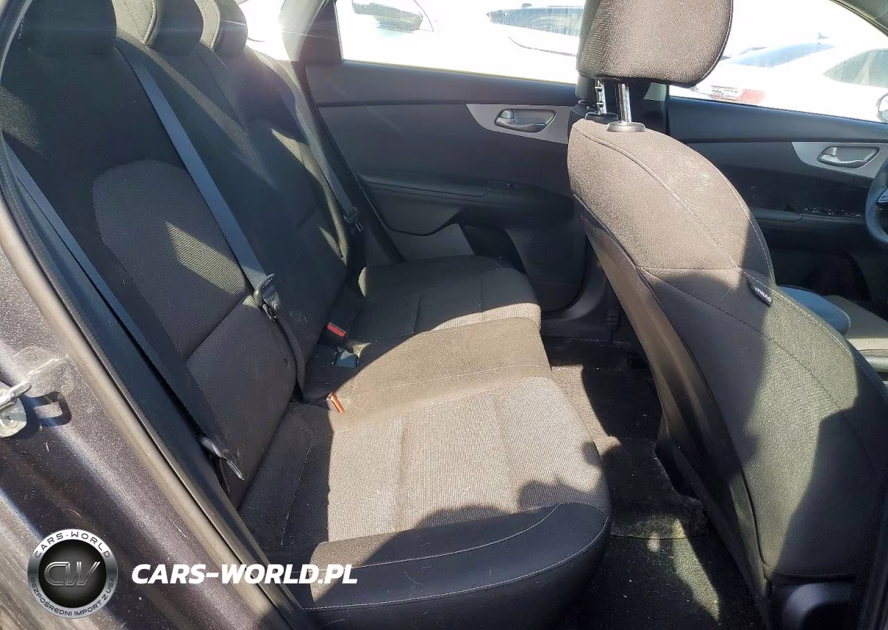 2023 Kia Forte Lx VIN:3KPF24AD4PE645927 - 10